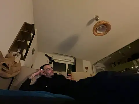 Rebeu313 online show from March 16, 2025, 1:07 am