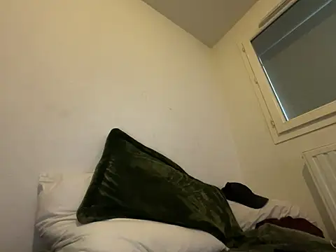 Rebeu313 online show from January 18, 2026, 2:42 pm