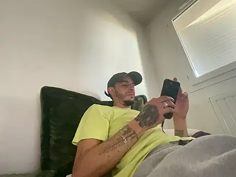 Rebeu313 online show from January 15, 2026, 11:13 am