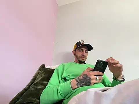 Rebeu313 online show from February 22, 2026, 9:11 am