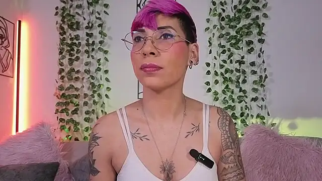 MiaMorgan  online show from March 21, 2026, 1:04 pm