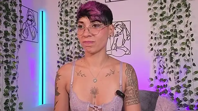 MiaMorgan  online show from June 20, 2026, 2:55 pm