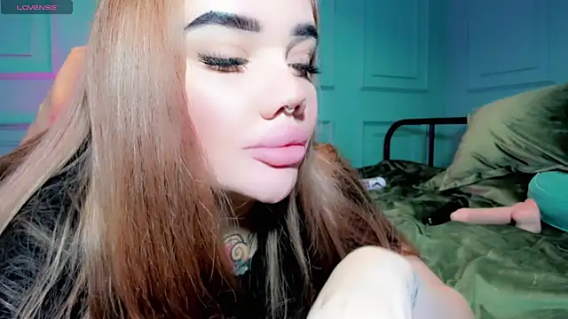 Aira vi online show from December 30, 2024, 6:38 pm