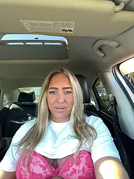 sunshinekisses online show from October 18, 2025, 5:04 pm