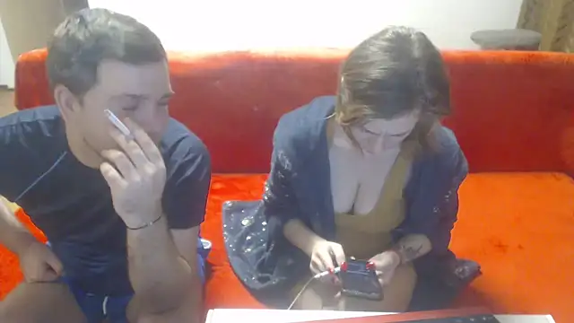 AngelAndDevil92 online show from January 28, 2025, 8:58 pm