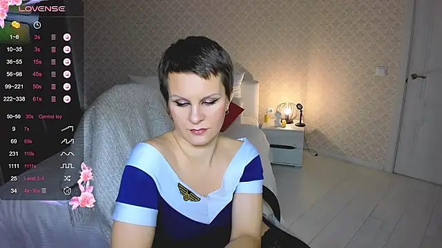 Louisa Bay online show from February 3, 2026, 9:03 am