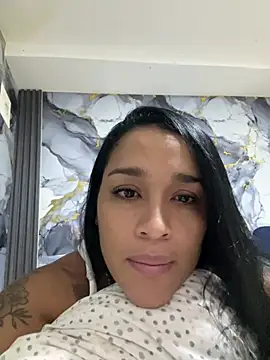 KatalinnaBrown online show from February 5, 2026, 11:06 am