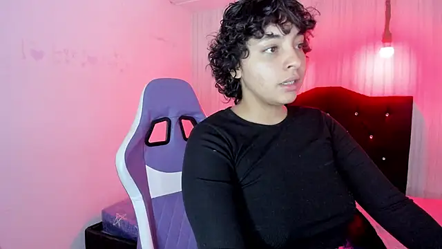 miku katsuragi online show from October 2, 2025, 1:31 am