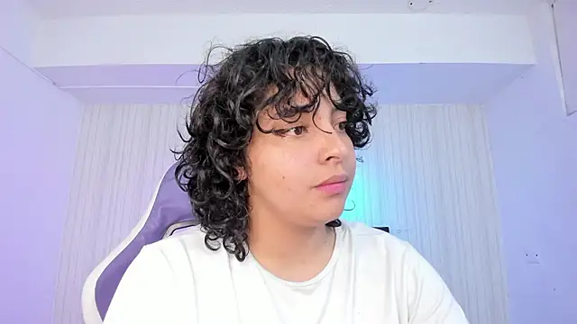 miku katsuragi online show from February 1, 2026, 2:43 am