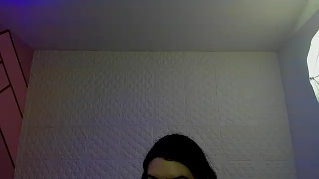 Violetaa diazz online show from October 30, 2025, 9:11 pm