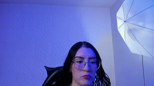 Violetaa diazz online show from July 31, 2026, 9:12 pm