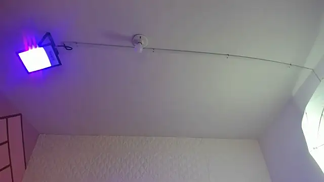 Violetaa diazz online show from January 7, 2026, 9:09 pm