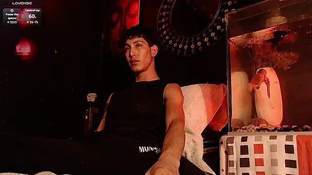 Godly huan online show from November 1, 2025, 2:51 am