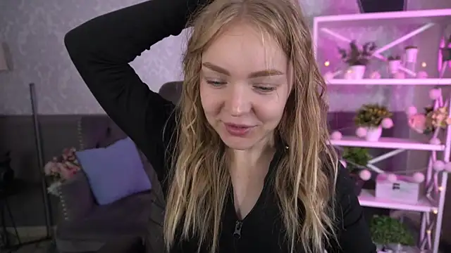 EmilySunshineS online show from October 1, 2025, 6:29 am