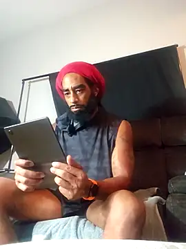 FragrantWind5 online show from November 18, 2025, 2:05 am