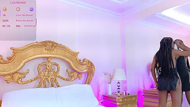 Snapshot of AshleyFerri chatting on March 21, 2026, 11:25 am AshleyFerri online show from March 21, 2026, 11:25 am