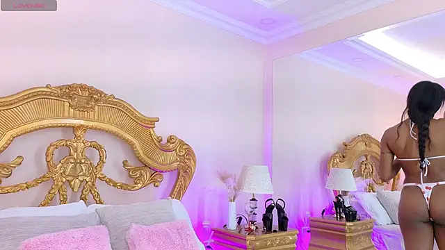 Snapshot of AshleyFerri chatting on March 6, 2026, 12:11 pm AshleyFerri online show from March 6, 2026, 12:11 pm