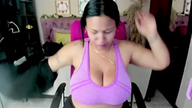 Pamela ebony online show from June 26, 2026, 7:42 pm