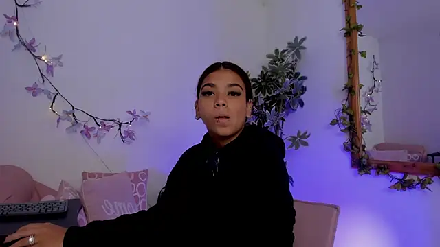 GiaFu online show from September 30, 2025, 6:14 pm