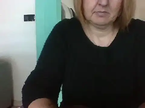 Sandcoq online show from December 18, 2024, 8:31 am