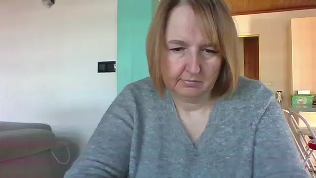 Snapshot of Sandcoq chatting on February 24, 2026, 10:05 am Sandcoq online show from February 24, 2026, 10:05 am