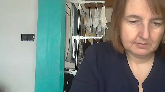 Sandcoq online show from November 17, 2025, 11:14 am