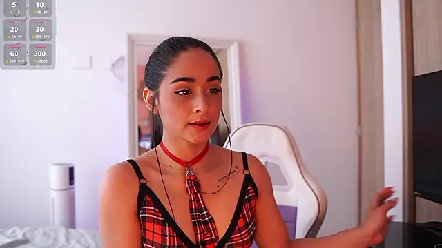 abigail adamss online show from February 24, 2026, 7:37 pm