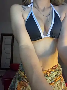 Carolinen online show from September 26, 2025, 9:54 pm