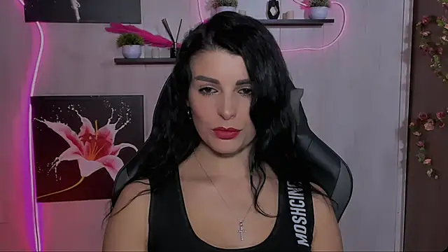 KayWuds online show from February 8, 2025, 3:00 pm