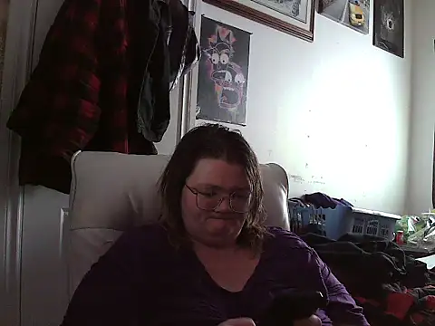 wild hot mess online show from February 16, 2025, 6:32 pm