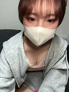 -x MIU x online show from March 22, 2026, 8:05 am