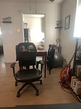 Snapshot of PEGATIVET chatting on February 10, 2026, 11:26 pm PEGATIVET online show from February 10, 2026, 11:26 pm