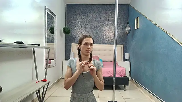 Celestial Queen  online show from June 23, 2026, 1:20 pm