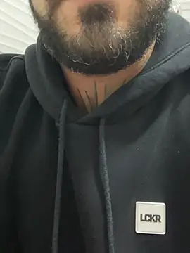 Dikkiduohottt online show from February 8, 2026, 8:28 pm