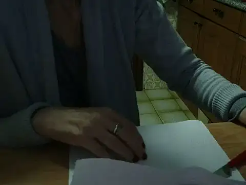 VeneRed online show from October 27, 2025, 3:57 pm