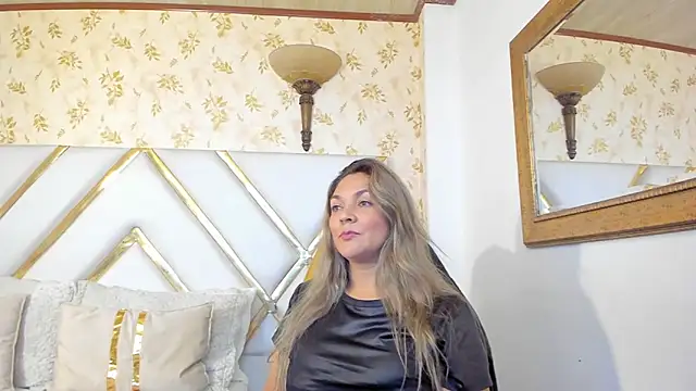 MalorySweet online show from June 24, 2026, 1:10 pm