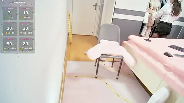 CN-Shanshan online show from January 6, 2026, 12:42 pm