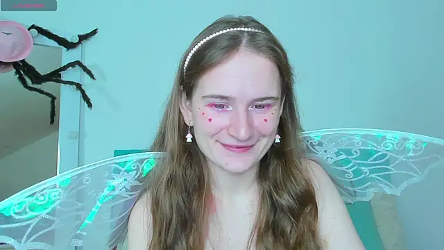 L1ittle kitty  online show from November 10, 2025, 6:29 am