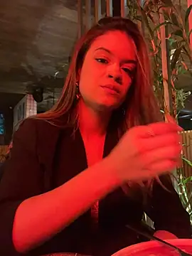 Snapshot of Alisha-Bond chatting on March 1, 2025, 2:15 am Alisha-Bond online show from March 1, 2025, 2:15 am