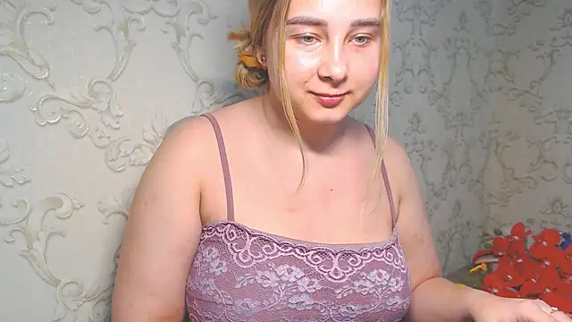 DolphinDreams online show from June 20, 2026, 9:58 am