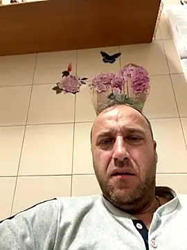 Lecatore80 online show from November 15, 2025, 6:50 am