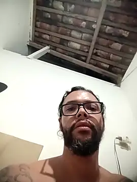 Snapshot of JhonnyPicasso0@xh chatting on March 4, 2026, 6:21 am JhonnyPicasso0xh online show from March 4, 2026, 6:21 am