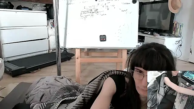 CeriseLapine online show from February 1, 2026, 7:28 am