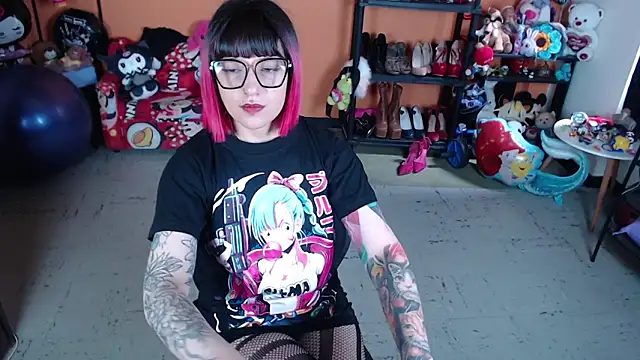 MissMiia2 online show from November 16, 2025, 2:55 pm