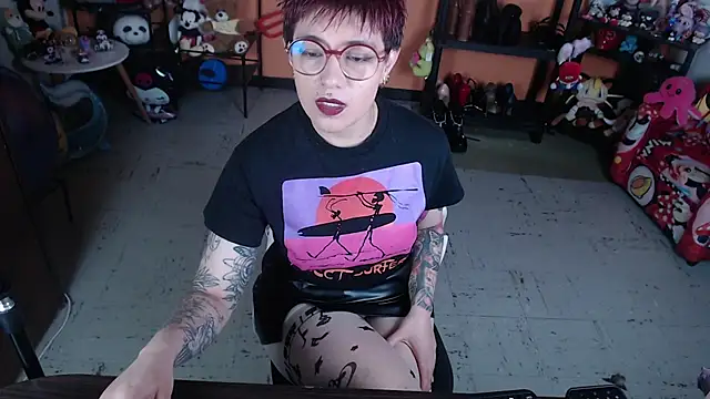 MissMiia2 online show from June 12, 2026, 12:58 pm