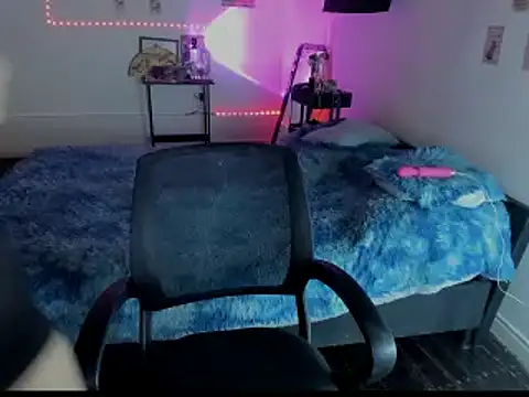 Snapshot of Amelie_Carpenter chatting on January 7, 2026, 12:37 am Amelie Carpenter online show from January 7, 2026, 12:37 am