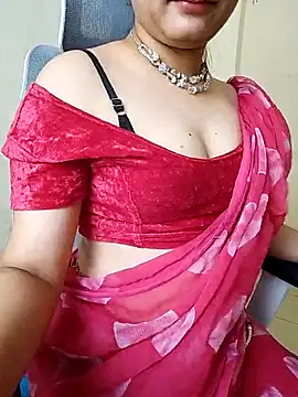 Indianhyna online show from September 13, 2025, 7:19 am