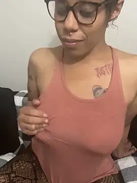 Princess Desirae online show from June 2, 2026, 5:51 am
