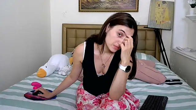Snapshot of Iren chatting on July 28, 2026, 3:54 pm Iren online show from July 28, 2026, 3:54 pm