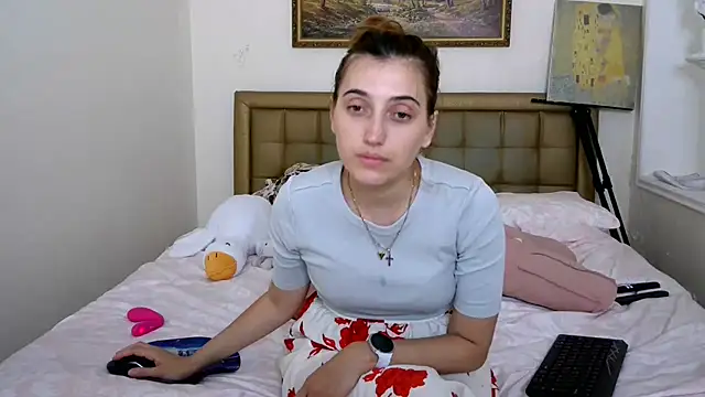 Snapshot of Iren chatting on July 22, 2026, 12:07 pm Iren online show from July 22, 2026, 12:07 pm